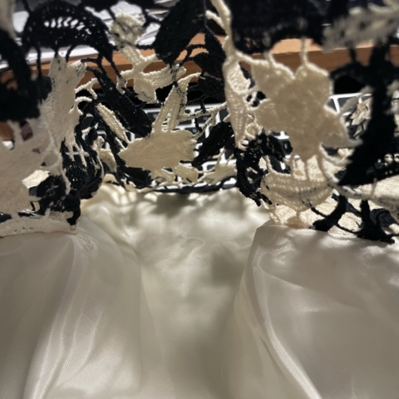 Vintage circa 1950s 1960s Sheath Wiggle Dress Cocktail Floral Lace Black Ivory S - Picture 13 of 16